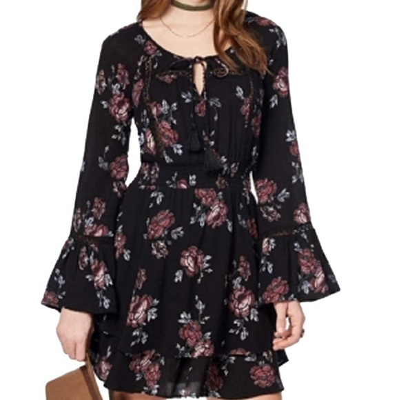 American Rag Dresses & Skirts - Long sleeve boho mini dress with bell sleeves
